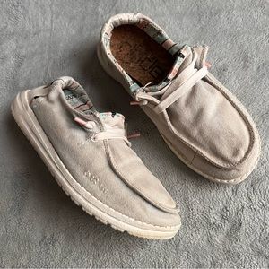 Hey Dude Kids Wendy Boho Light Denim Canvas Cork Chukka Boot Mid-Top Shoe Sz 4